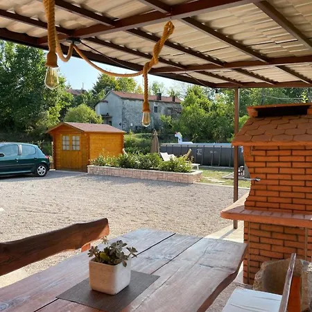 Kuca Kod Fajdara Ferienhaus