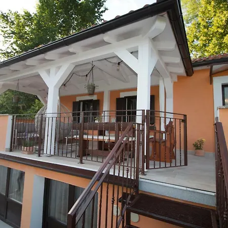 Сasa de vacaciones Kuca Kod Fajdara *