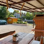 Kuca Kod Fajdara Feriehus